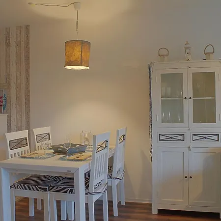 Haus Amrum We 10 Apartment